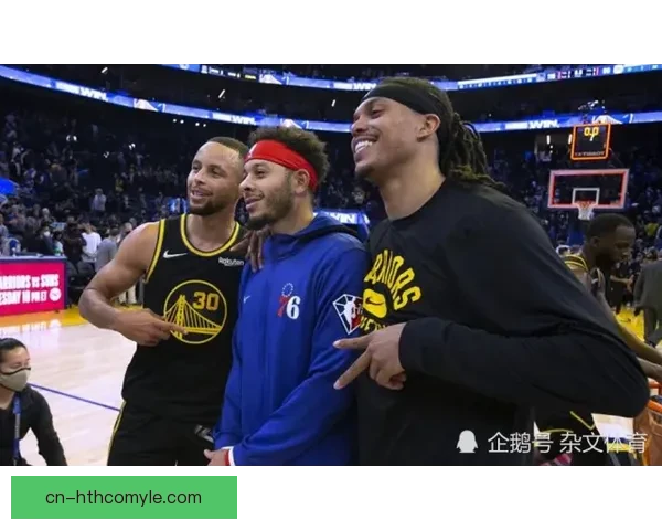 恩瓦内里弟弟欧青赛酋长亮相